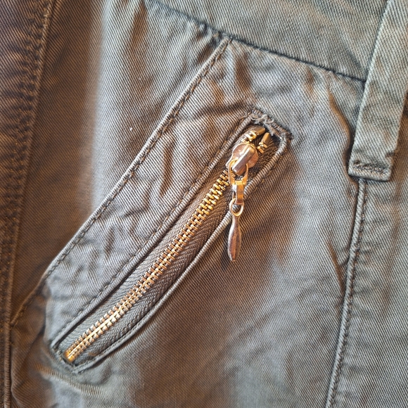 FOR ALL MANKIND women's olive green pants. Size 27 - Picture 4 of 8